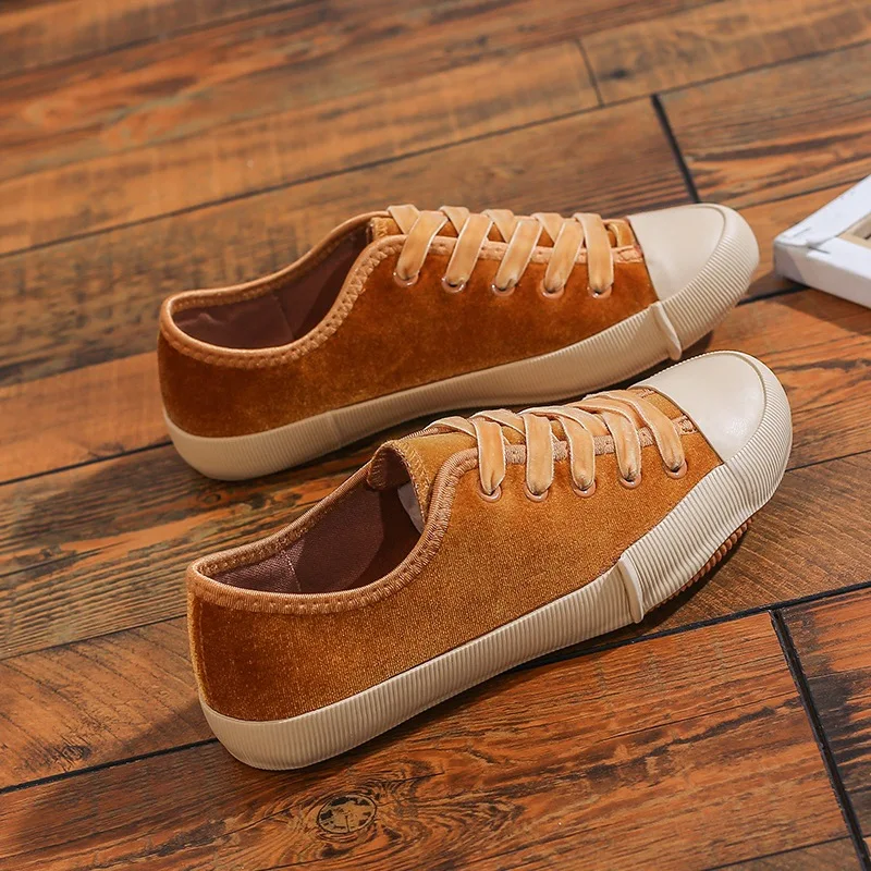 

Luxury 2021 New Women Shoes Fashion Sneakers Low Cut Breathable Lace-up Zapatos De Mujer Casual Shoes for Women High Quality