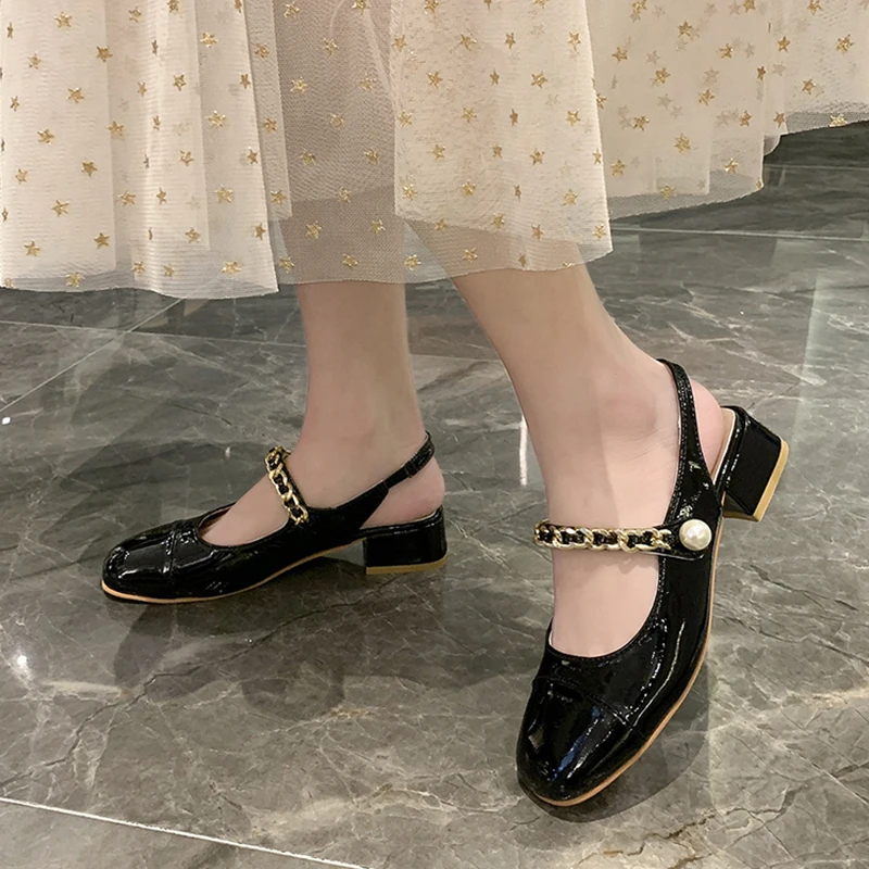 

Retro Woman Shoes Buckle Strap Med Shallow Mouth 2021 Summer All-Match Female Sandal Mary Jane Square Toe Block Heels Original M