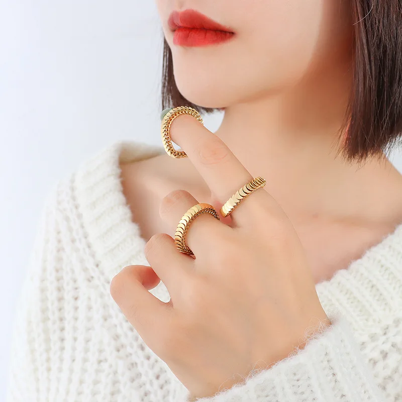 

YAONUAN Hip Hop Blade Chain Gold Plated Titanium Steel Ring For Women Finger Accessories Party Cool Fashion Jewelry New Arrival