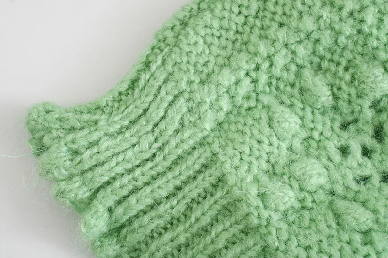 

2021 Spring new Women lazy wind diamond button ball cardigan sweater women's top