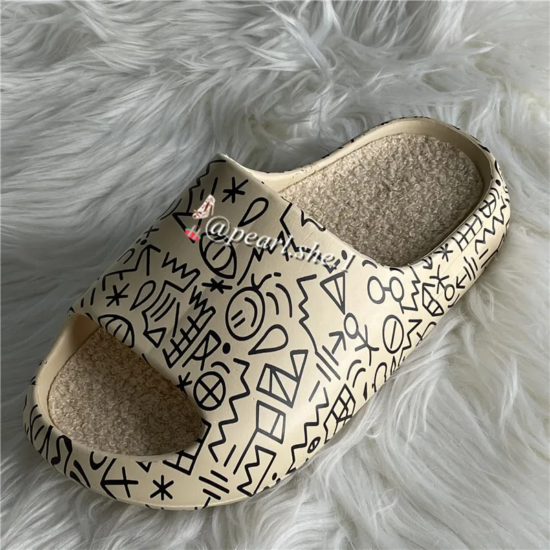 

Women Designer Fur Slides Women's Beach Shoes Hairy Beach Slippers Soles Women Clogs 2021 Sandals