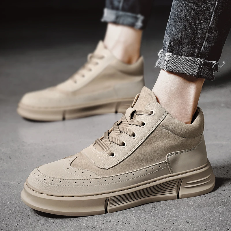 

Men Chelsea Boots high top autumn British Style Fashion Ankle Boots outdoor Brogues Soft Leather Casual Shoes men