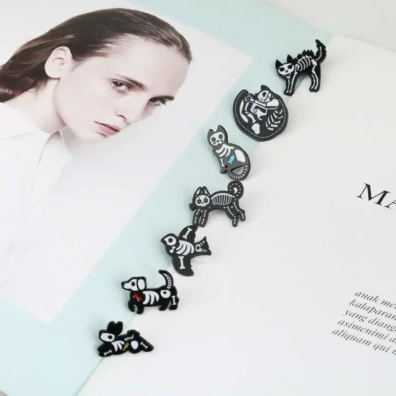 Мужская и женская рубашка в стиле ретро с изображением черепа рентгена |