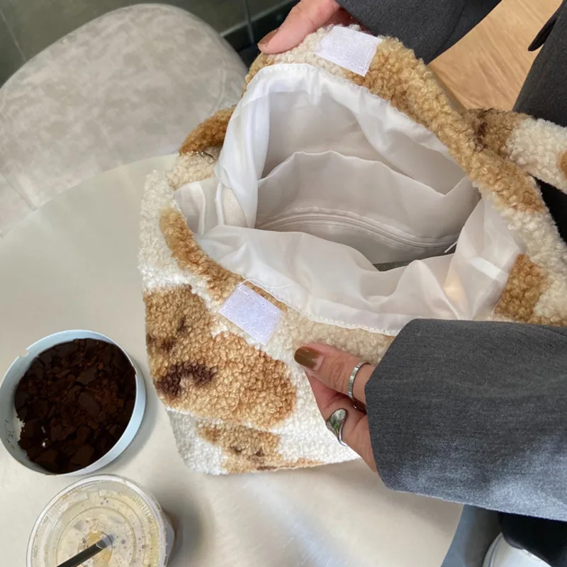 

Lovely Plush Bear Women Messenger Bags Cow Pattern Ladies Small Shoulder Bag Student Girls Tote Purse Handbags Shopping Bags