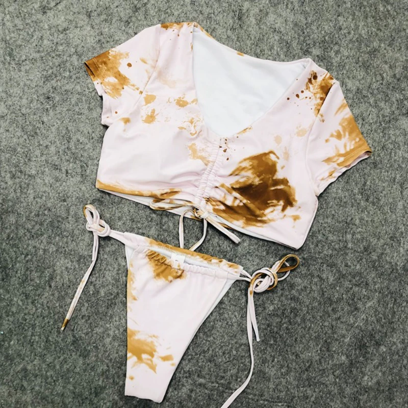 Женский купальник бикини градиентной расцветки красный зеленый белый