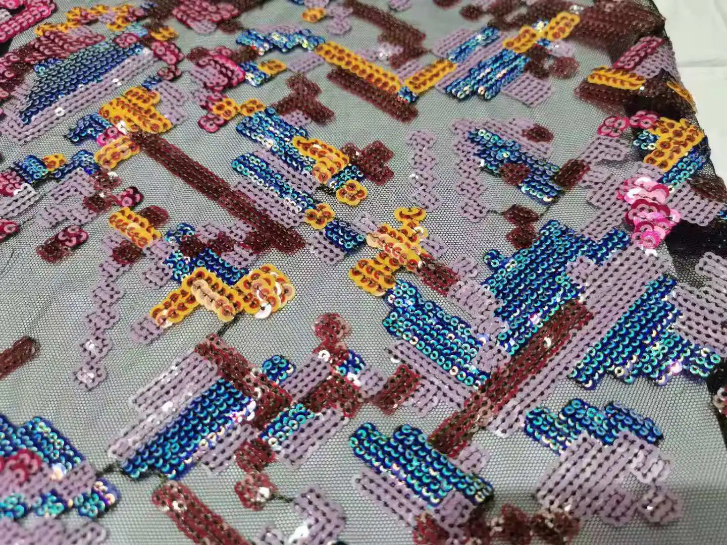 Высокое качество новый дизайн многоцветная вышивка блестками французская сетка