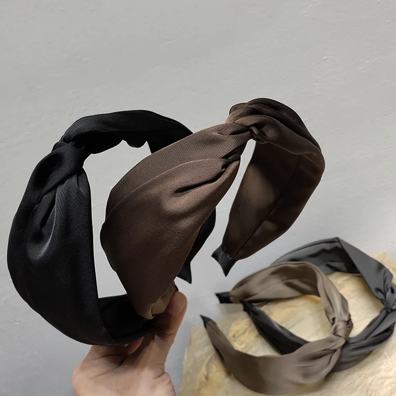 

Solid Knitting Cross Headbands Twisted Knotted Hair Band for Women Korean Chiffon Twist Hairband Headwrap Wide Hair Hoop