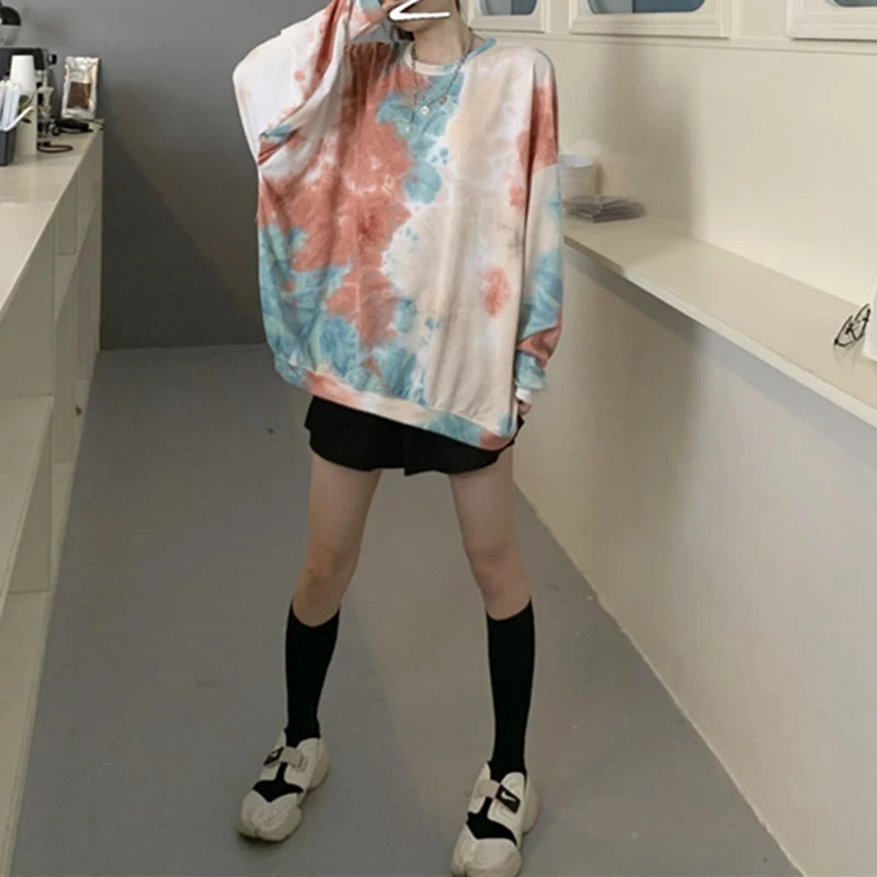 

2021 NEW Spring Korea Hip Hop Style Oversize O Neck Tie Dye T-shirt Women Loose Pullover Tee Top Casual Streetwear Top