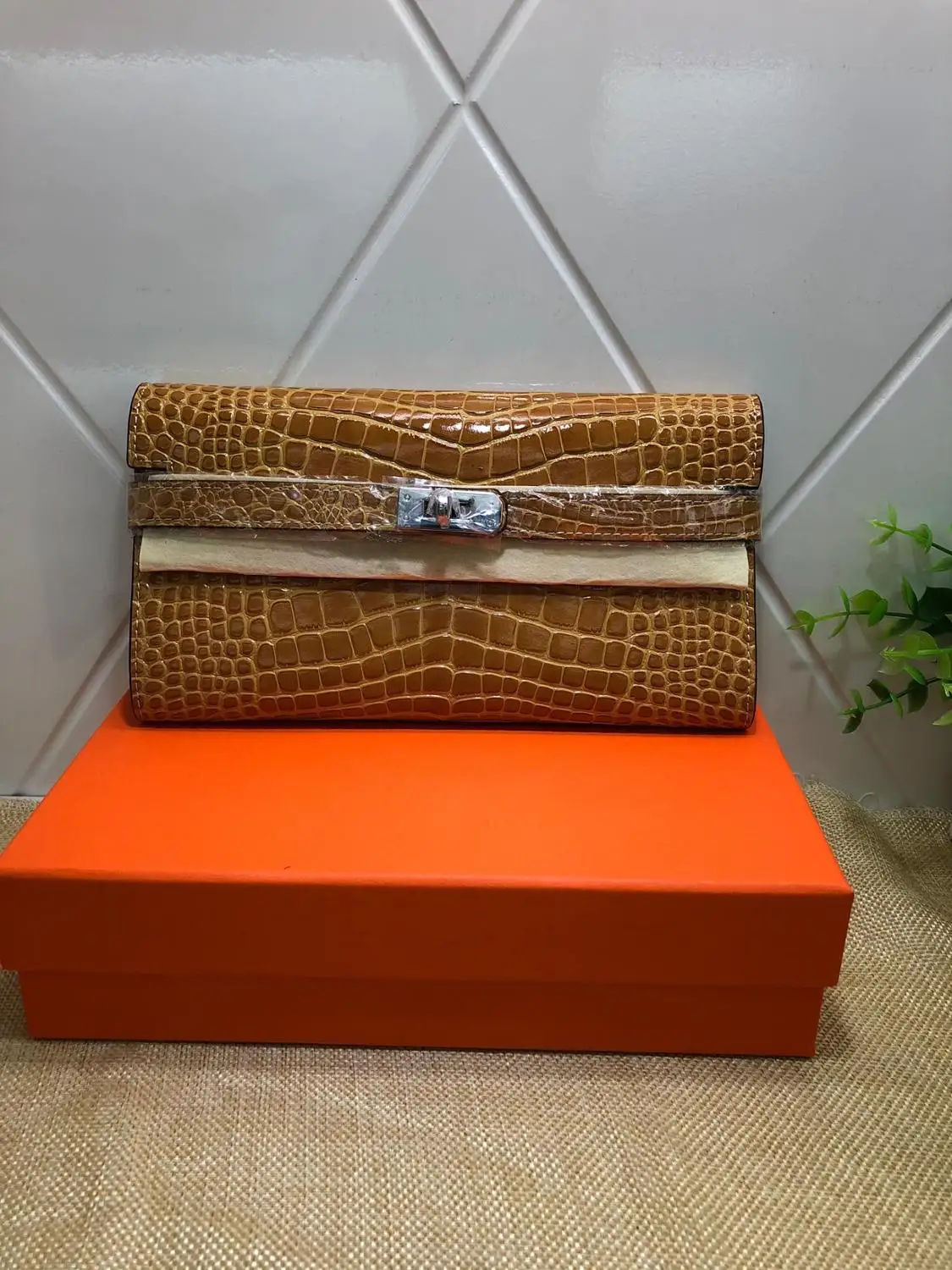 

free shipping 2020 the new style alligator genuine cow leater fashion women long money clips sliver hardware 7 color 21cm