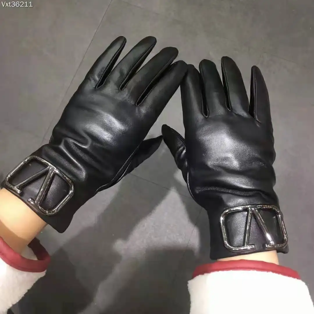 

VIP Luxury brand design gloves Top quality genuine leather black gloves disposible for women