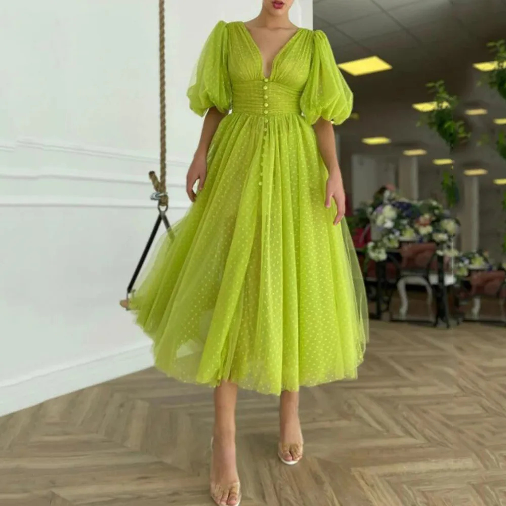 

Half Puff Sleeves Tea-Length Prom Dress V-Neck Pleats Dotted Tulle Homecoming Dresses Buttons Custom Made Party Gown