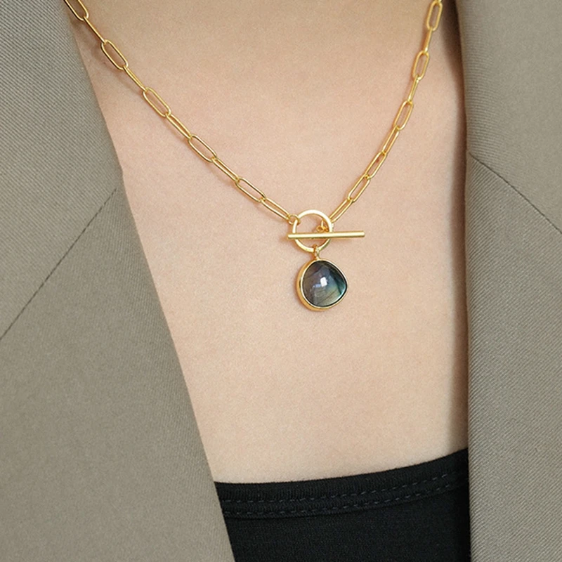 Silvology 925 Sterling Silver O T Chain Labradorite Pendant Necklace for Women Statement Light Luxury Necklace Stylish Jewelry