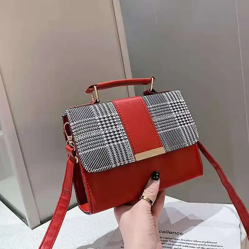 Модная красная маленькая квадратная сумка в британском стиле дизайнерская