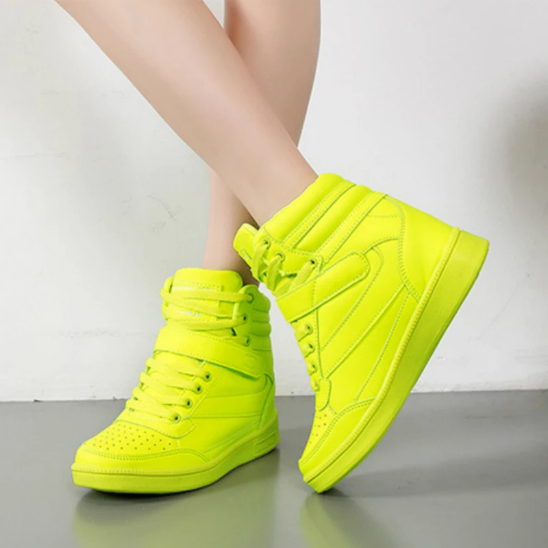 

Kids Shoes for Baby Girls Leisure Sneakers Fluorescent Color Leather and Warm Inside Height Increasing Rubber Sole for Baby Boys