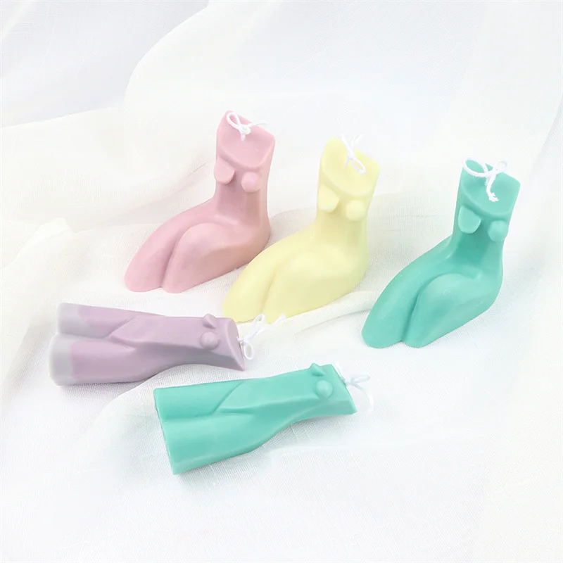 Абстрактная форма в виде человеческого тела для скандинавской интимной женщины