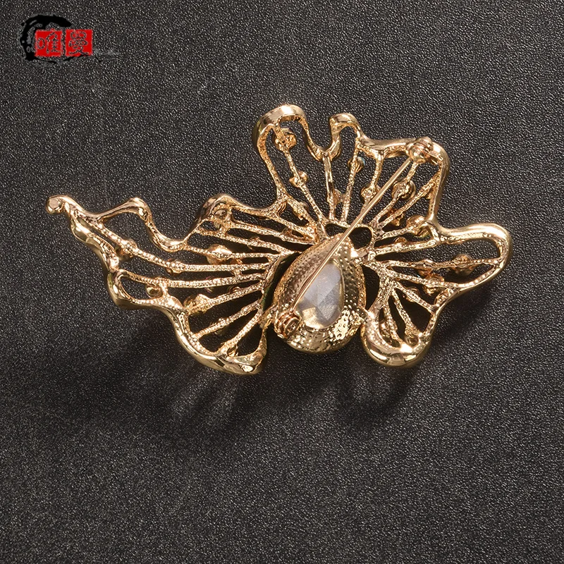 Брошь в европейском и американском стиле с кристаллами | Украшения аксессуары