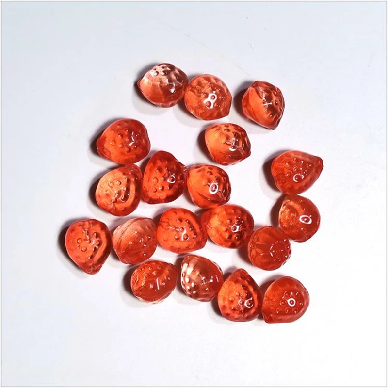10 шт. бусины в виде клубники х13 мм