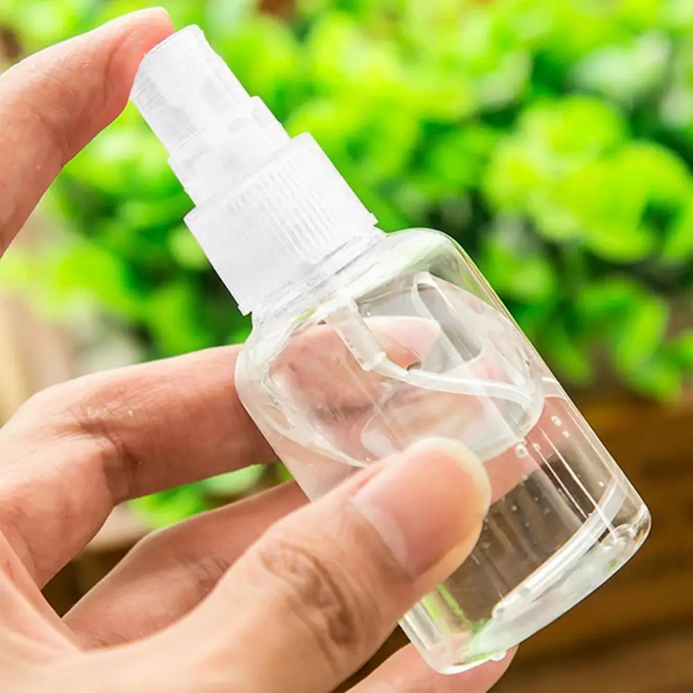 

1 Pcs Plastic Transparent 50ml Small Empty Random Spray Bottle Bottles For Makeup Makeup Skin Tools Refillable A5f3