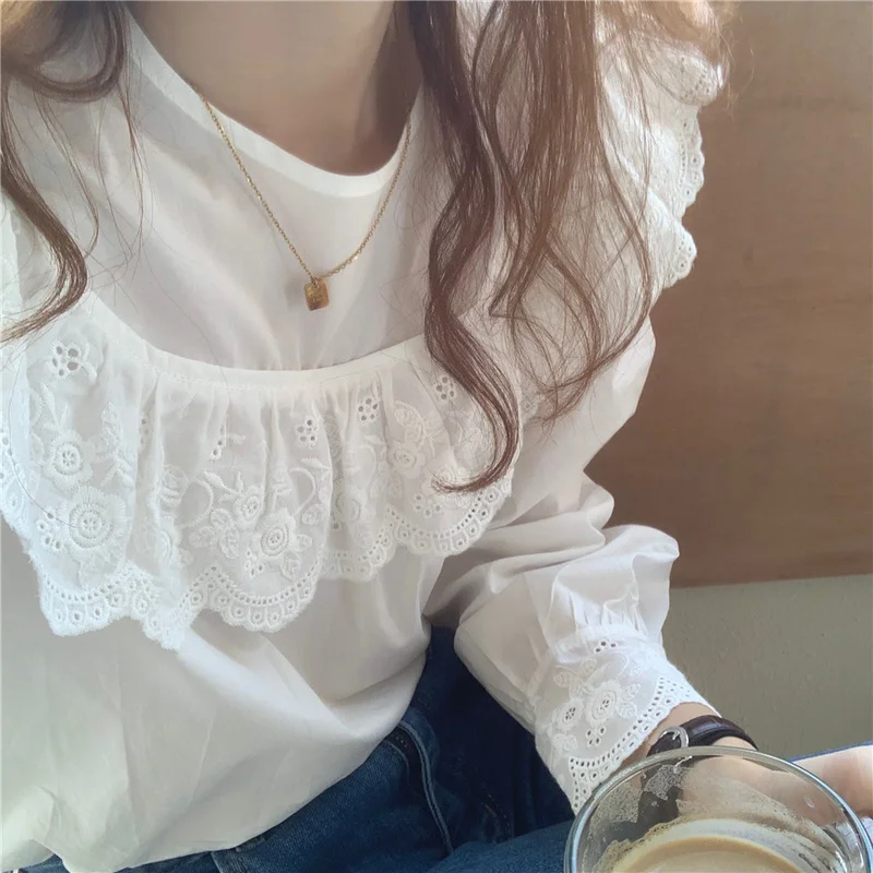 

KUSAHIKI Lace Ruffle Patchwork Blouse Women Causal O-neck Puff Long Sleeve Shirt 2021 Spring New Sweet Korean Blusas Mujer 6G214