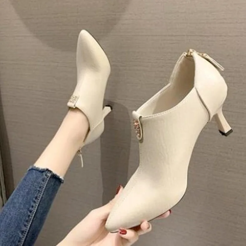 

2021 New Comfortable Spring Women's Fashion High Heels with High Black Pointed Toes Chunky Platform Pumps Female Single Shoes