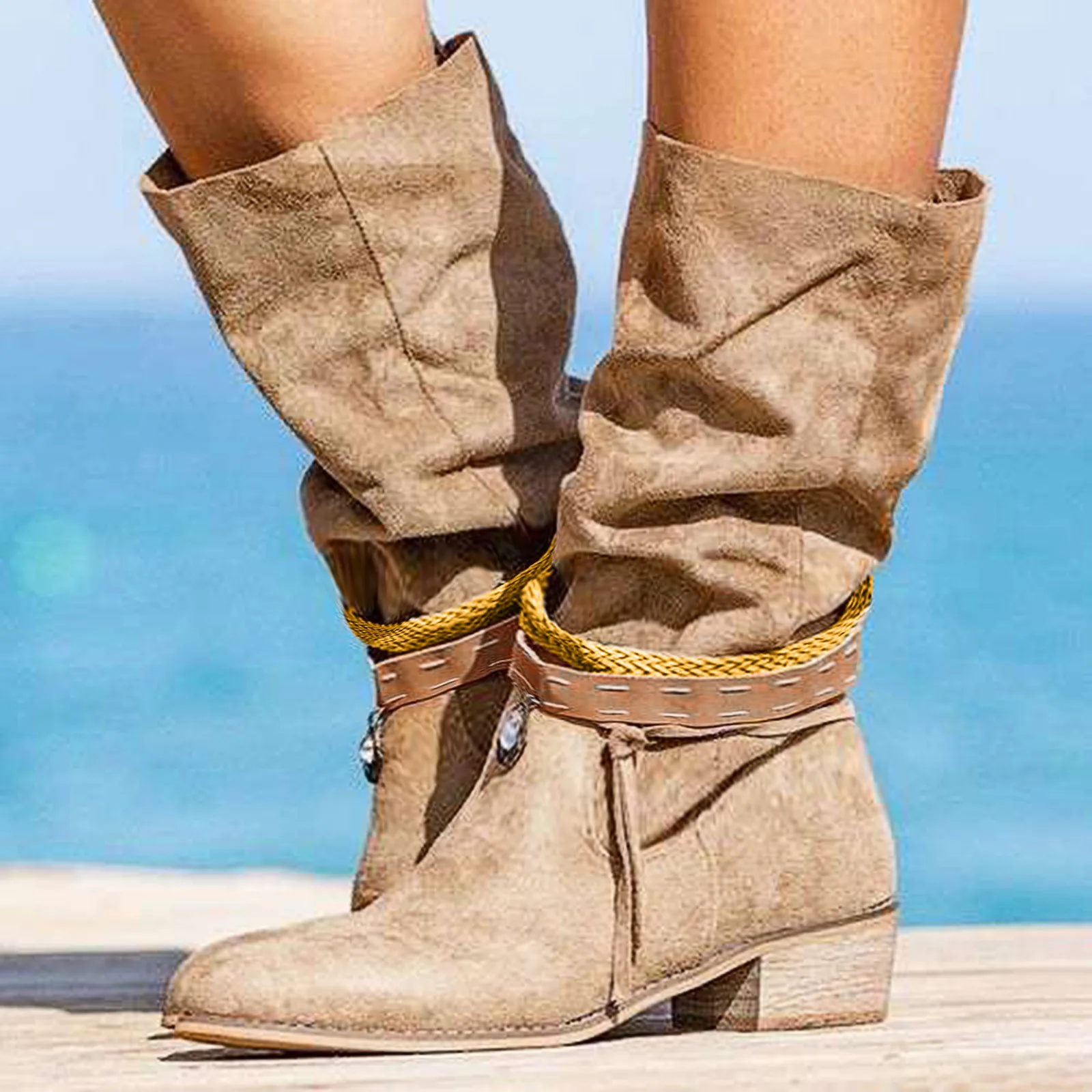 

Модные сапоги для женщин, зимние и осенние сапоги с бахромой и кристаллами, женская обувь, длинные сапоги из искусственной кожи на плоской п...