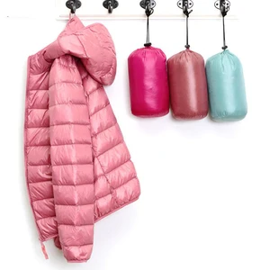 Пуховик женский зимний, ультралегкий, на 90% пуху белой утки, с капюшоном, с длинным рукавом, теплая, однотонная