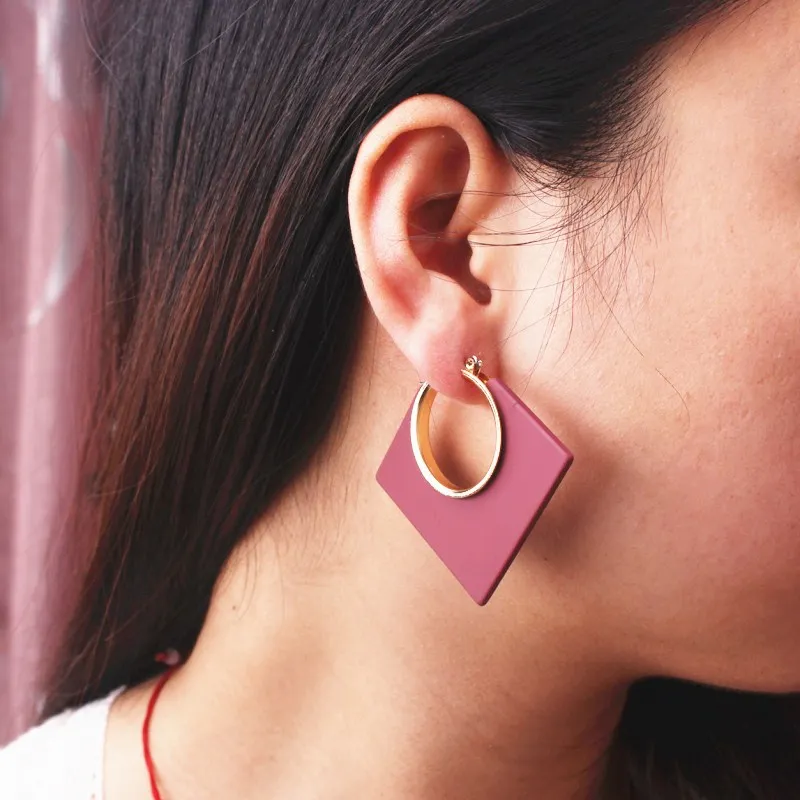 Женские серьги EC1061 новинка сезона осень зима 2019 деревянные увеличенные