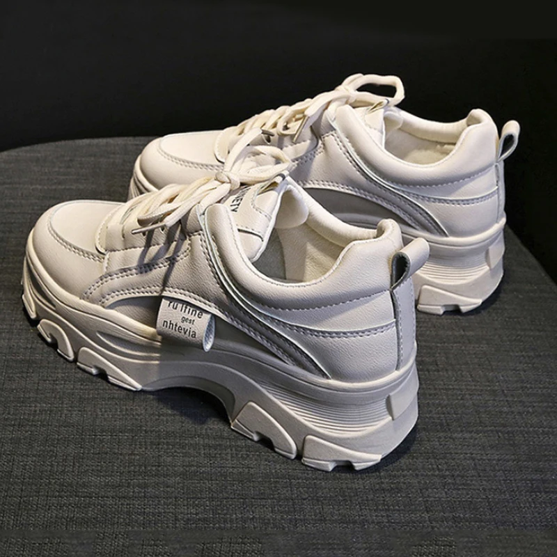 Женские повседневные кроссовки 2019 модные белые женская обувь на платформе