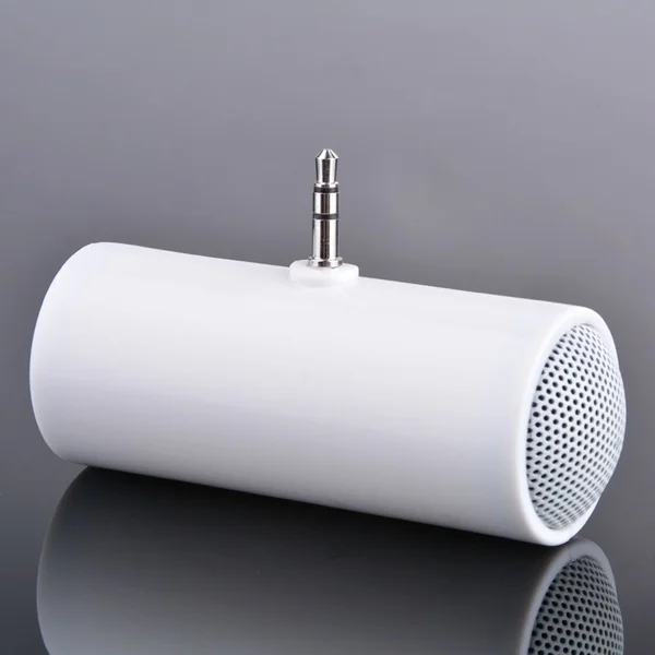 

Portable 3.5mm Mini Stereo Speaker Amplifier For MP3/MP4/Mobile phone/Tablet Portable Audio Video