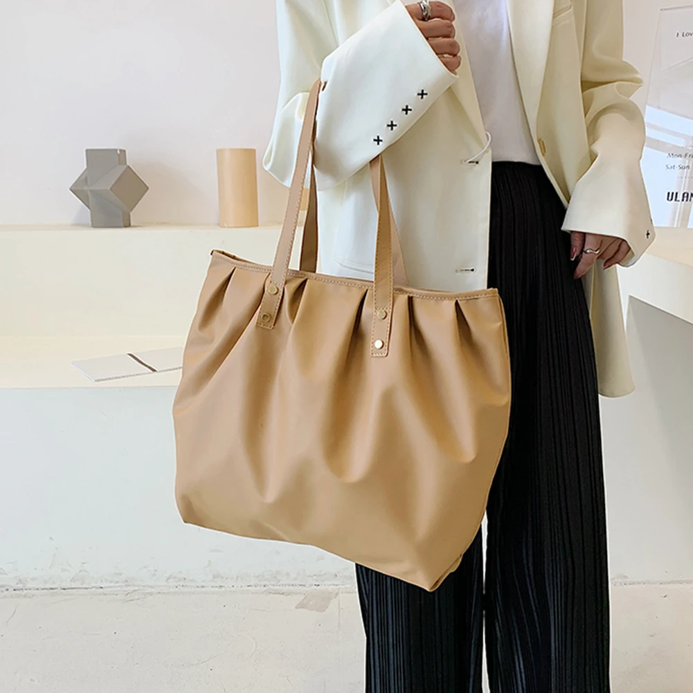 

Women Retro Soft Leather Pleated Shoulder Tote Bag Pure Color Cloud Handbag luxury designer handbag tote bag gift for girls