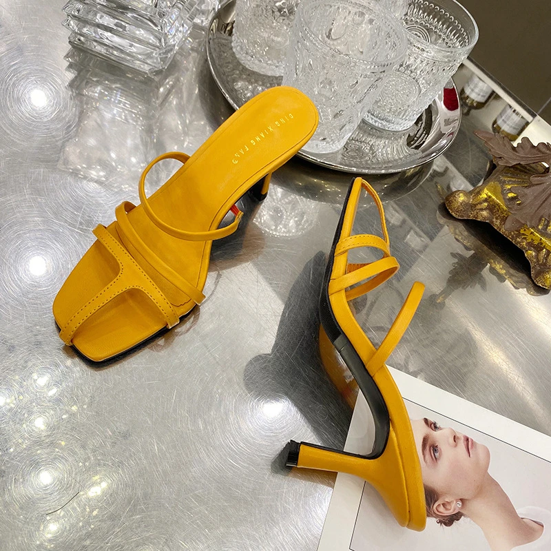 

2020 Spring summer show new simple women's high-heeled sandals Fashion Square toe T-belt pumps hollow ROMAN SANDALS gladiator