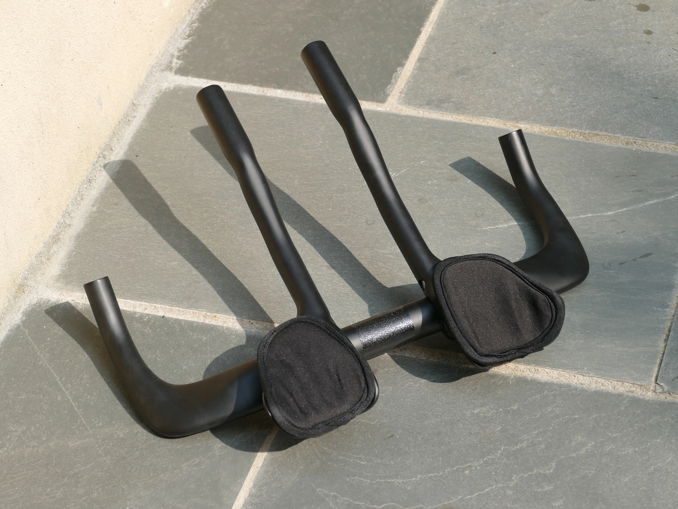 

FLX-HB-23 Brand New Full Carbon Triathlon Time Trial TT Bike Handlebar Toray Carbon Bar Size : 38cm ( C TO C)