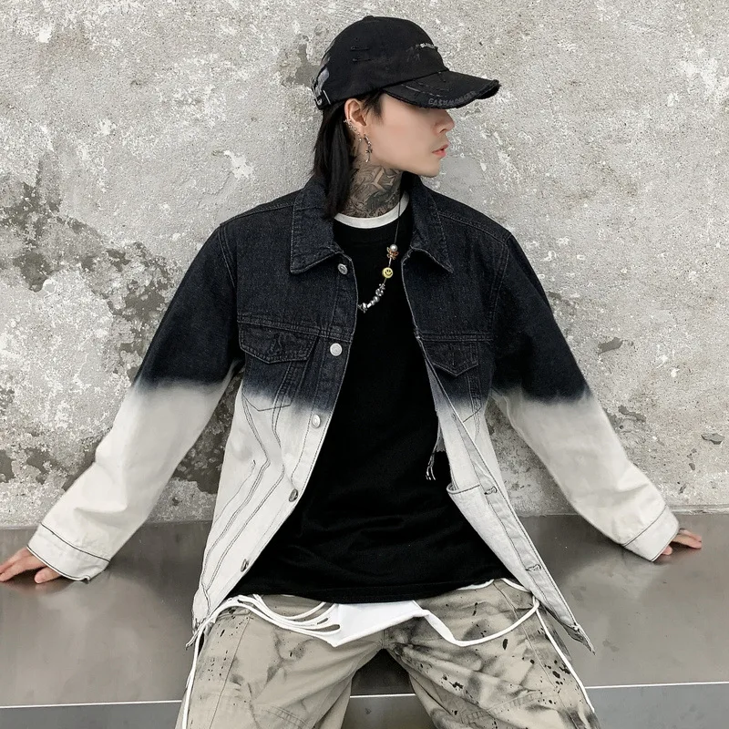 

Мужская джинсовая куртка в стиле хип-хоп