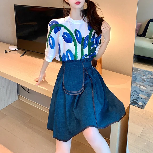 

Large-size French retro blue short-sleeved T-shirt female Korean version of irregular A-shaped skirt with two pieces