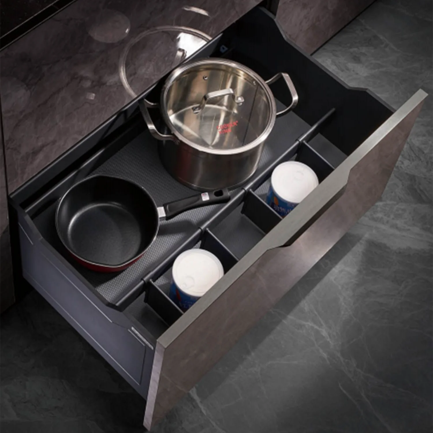 

China Manufacture Economical Kitchen Cabinet Mount Pull Out Dish Rack Grid Design Multi-Functional Storage Dish Rack SUP-2102-4