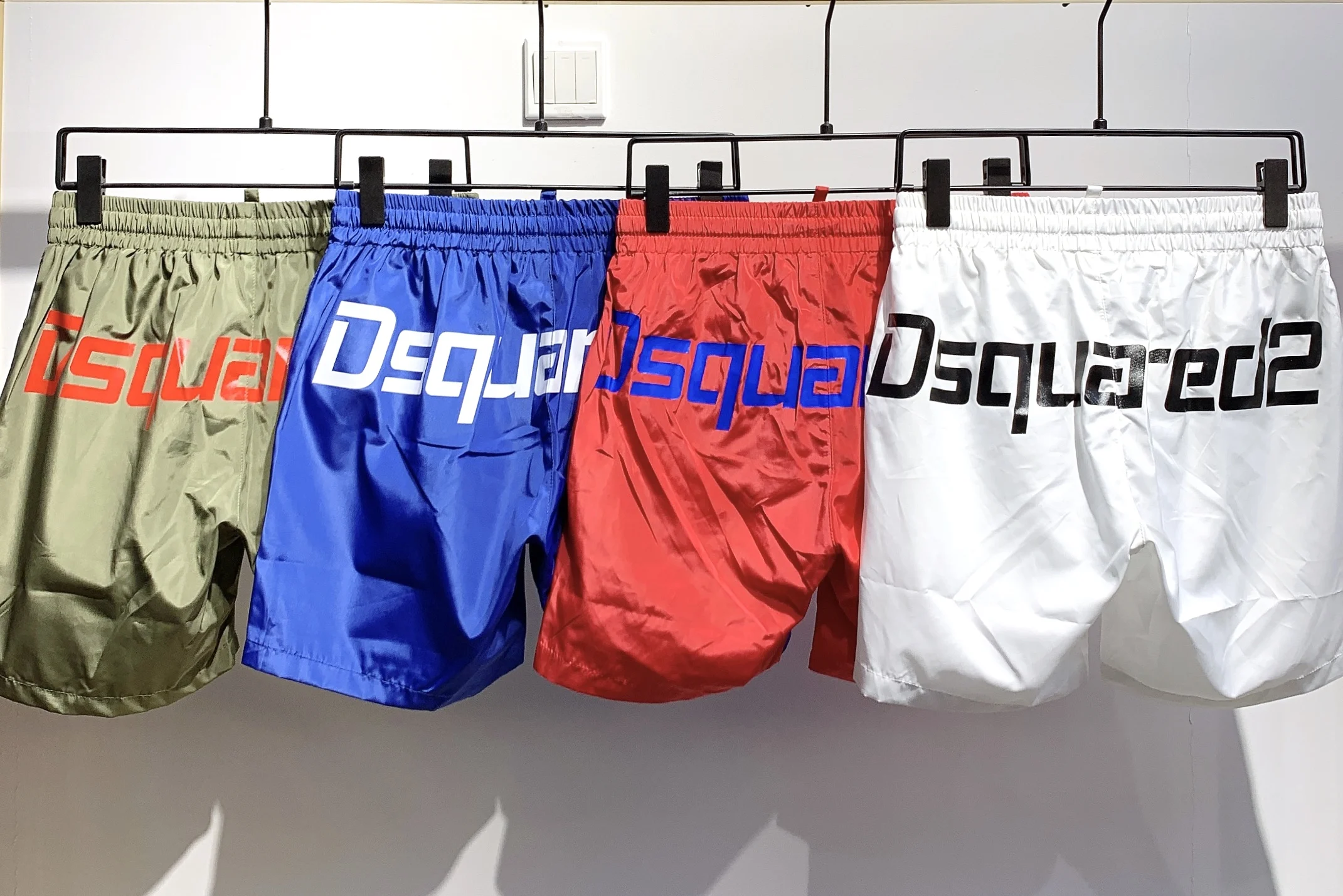 

2021 New DSQ2 Men Summer Trend Brand 3D Printed Polyester Beach Pants Quick Dry Casual Fitness 3-Point Seaside Swimming Shorts