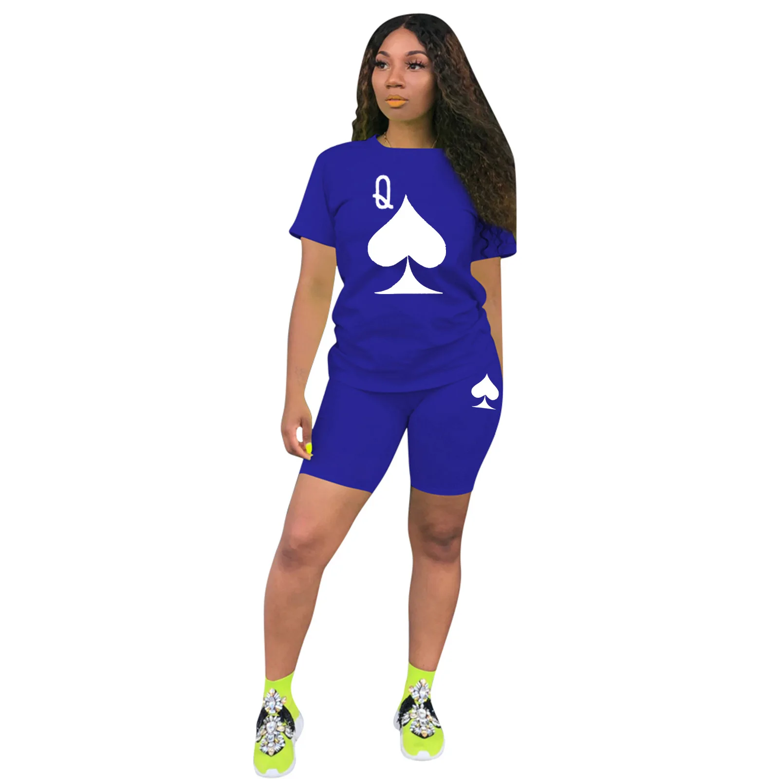 

Женская одежда из двух предметов ярких цветов футболка с коротким рукавом и круглым вырезом облегающие шорты простой стиль спортивный кост...