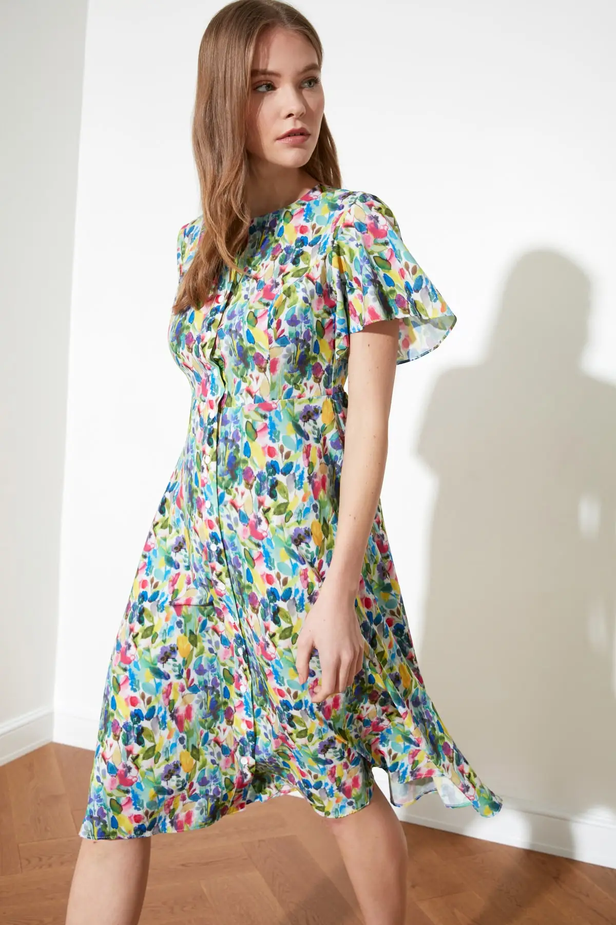 

Trendyol Flower Pattern Button Dress TWOSS21EL0668