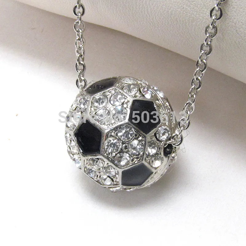 Ожерелье с подвеской в виде футбольного шара модное Спортивное ожерелье эмалью