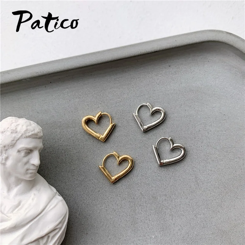 Женские серьги-кольца из серебра 100% пробы с сердечками