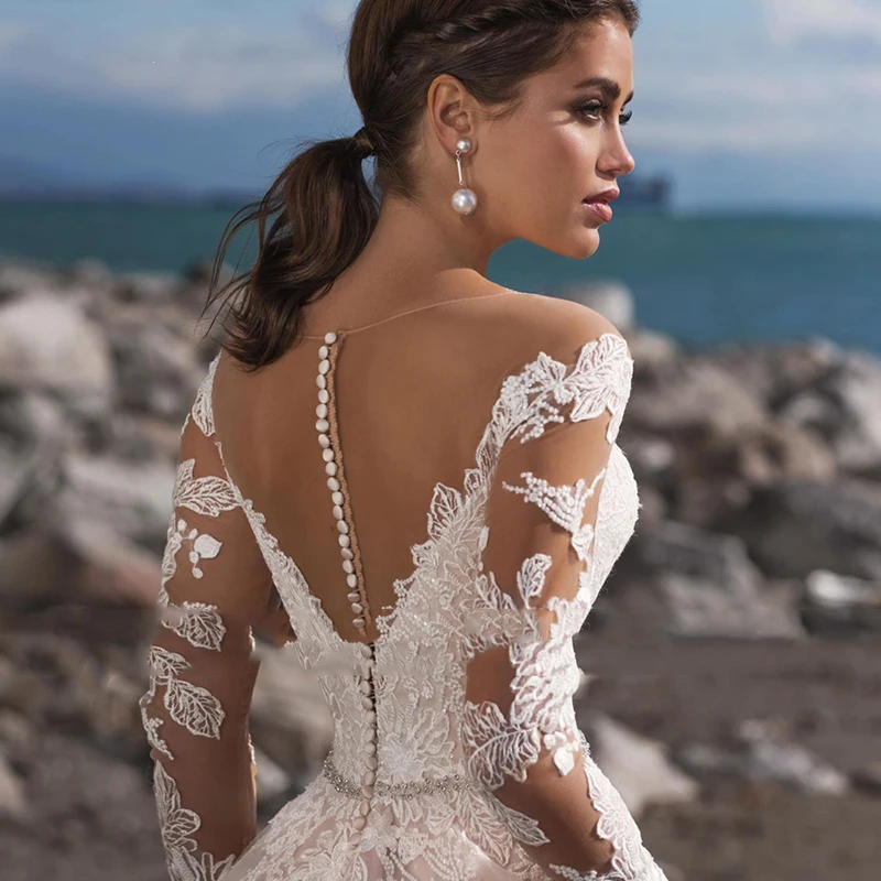

Luxury Wedding Dresses Long Sleeve V Neck Shiny Tulle Lace Applique Robe de mariée Diamond Belt Charming Gowns Tailor-Made