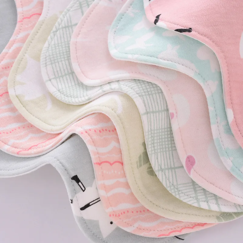 

Flower Shape Baby Bibs Rotating Fashion Pattern Cartoon Animals Baby Waterproof Cloth Bibs Bandana for Girls Boys Feeding