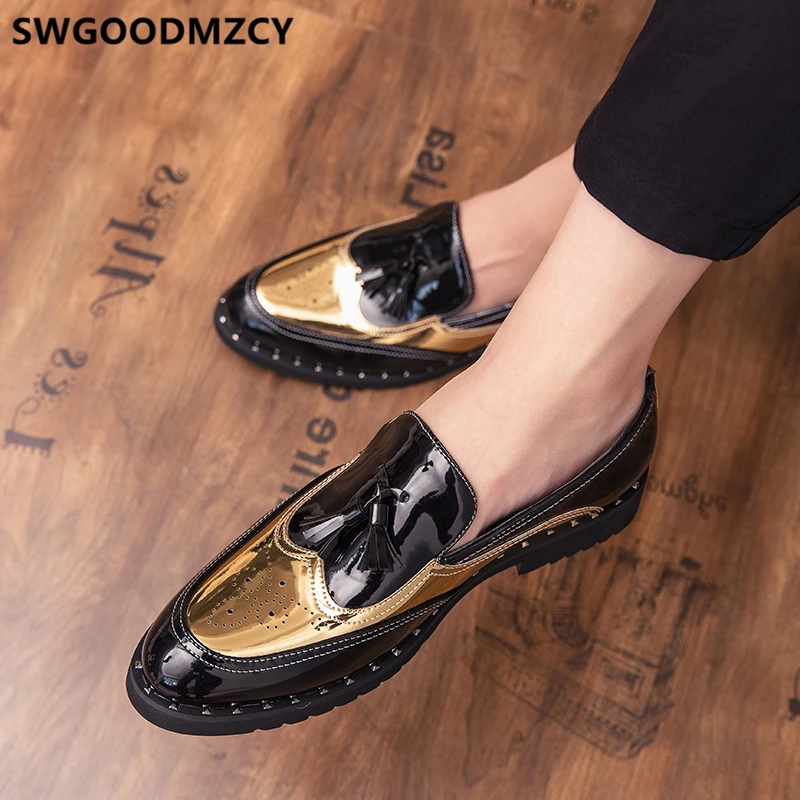 

Мужские итальянские ботинки формальный коричневый платье Обувь с перфорацией типа «броги» мужские элегантные Лакированная кожа платье обувь для вечеринок, мужские, классические, женские кроссовки, легкая спортивная обувь, без шнуровки, Pria