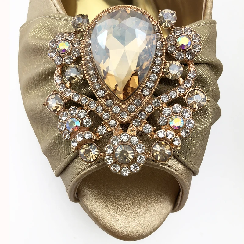 2020 красные пикантные женские вечерние яркие блестящие сандалии с открытым