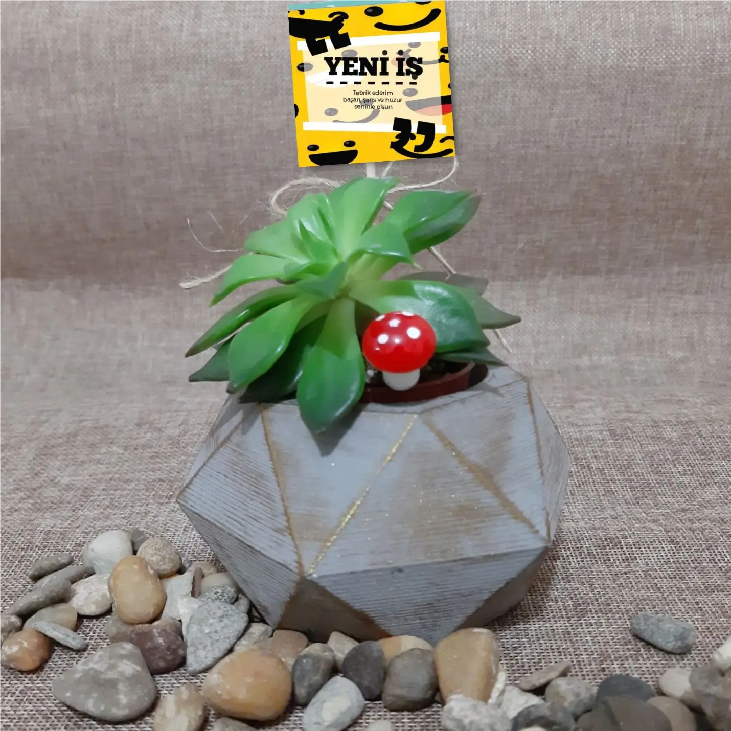 

Handmade Polygon Concrete Pot-Retro-07