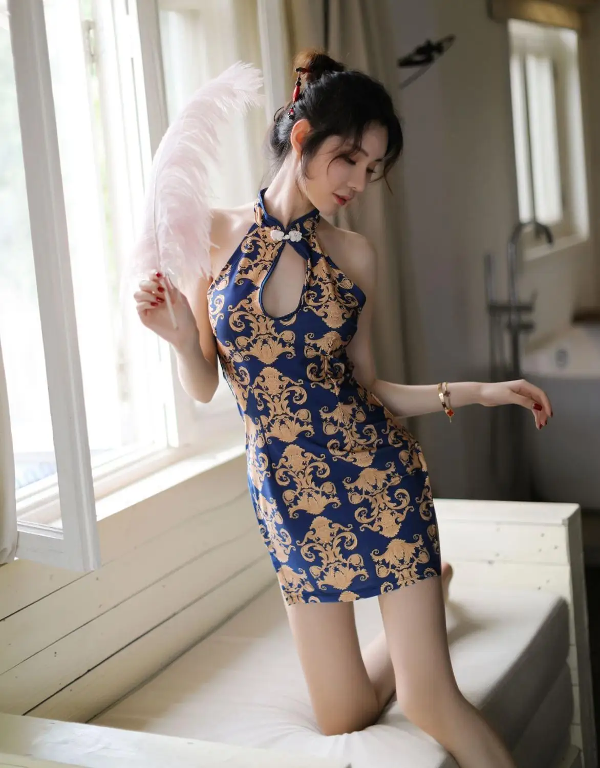 

SEXYE New Sexy Lingerie Robe Dress Women Cheongsam Erotic Costumes Lace Sleepwear Nightgown Sexy G String Chinese Sleepwear