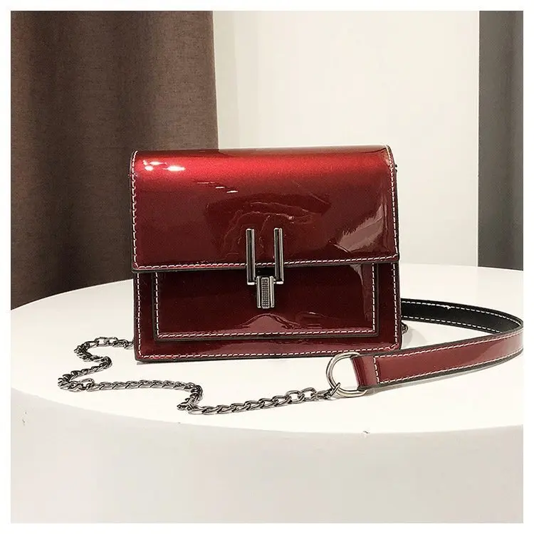 

Women's small bag 2018 new versatile Korean small square bag mirror chain Single Shoulder Messenger Bag
