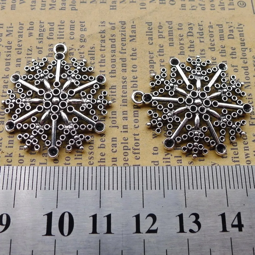 

80pcs Snow Charms 28mm x 31mm DIY Jewelry Making Pendant antique silver color