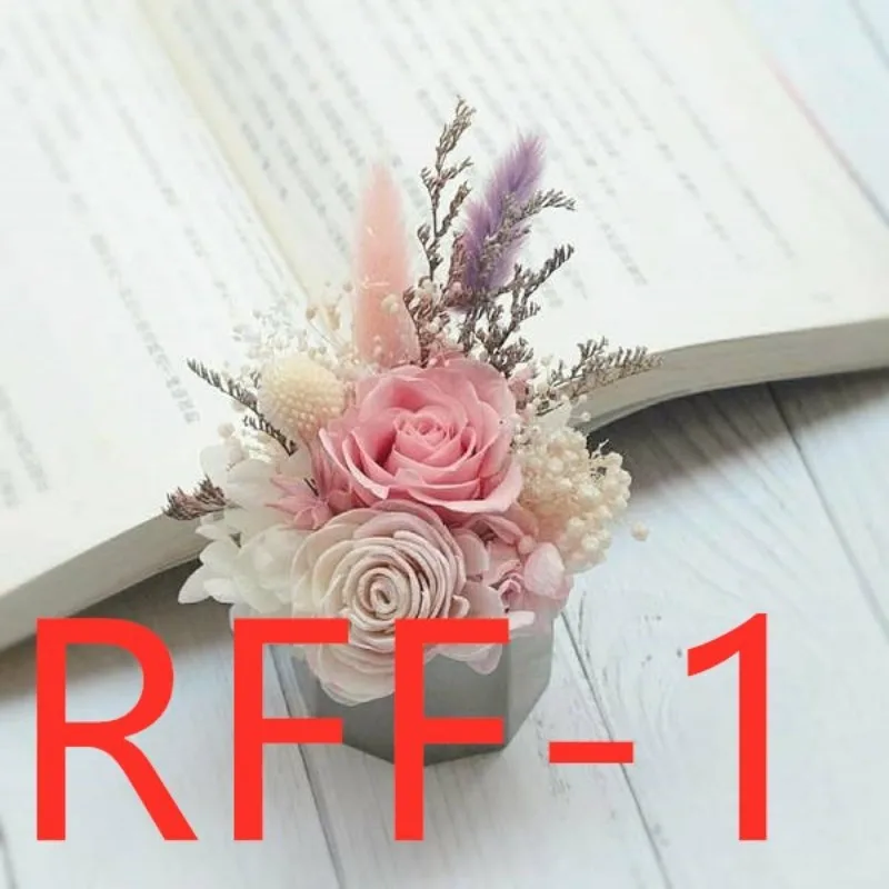 

Weddings and important occasions / Wedding accessories / Bridal bouquets RFF