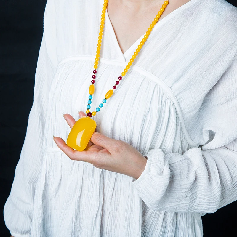 Куриное масло медовый воск ничего брендовый кулон янтарная подвеска капелька